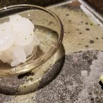 馳走 啐啄一十  - ⑬白海老(富山県産・5日寝かせ)
      白海老はしっかり寝かせてあり、甘さが存分に引き出されています。