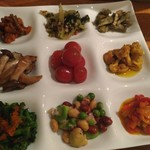 和献洋菜Hi-Bi - 野菜の前菜９種盛り（1500円)