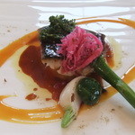 ラトラス - ２０１１年５月 サゴシのポワレ オレンジの香る赤ワインポルト カルダモンソース