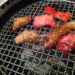 炭火焼肉 羅山 - 