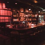 パラノイア - 落ち着いた感じの店内