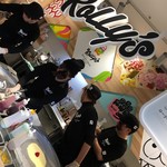 ローリーズロールアイスクリームキョウト 京都タワーサンド店 - 