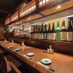 ニユートーキヨー　庄屋 - 内観写真:ゆったりカウンター席