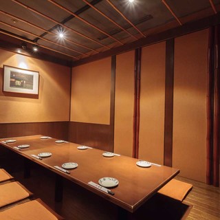 Comfortable private room for large groups
