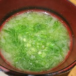 女とみそ汁 - あおさの味噌汁(400円)