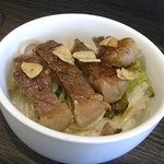 つしま屋 - お約束のステーキ丼