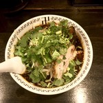 スパイス・ラー麺 卍力 - ＜2018年04月再訪・46回目＞スパイスラーメン・もやし・パクチー・にんにく・肉切れっ端・1,180円