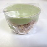 チーズ・チーズ・チーズ - クレームド抹茶　１００円　黒ゴマ同様にクリームブリュレタイプの抹茶の香り効いたお菓子ですよ・・・ 