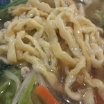 集来 - こんな感じの平打ち縮れ麺 煮干し出汁の塩味ベース