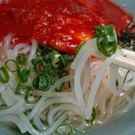 芳華 - 艶プル半透明な麺。ちょっとアッサリしすぎかも……。