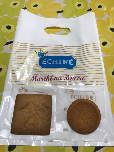 ガレット・エシレ&サブレ ヴァニーユを買いました』by むっちゃ ガレット・エシレ&サブレ ヴァニーユを買いました』by むっちゃ