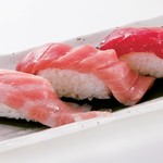 ◇◆◇ Sankan Nigiri ◇◆◇ Three times of happiness in one plate. Compare the taste with a great value 3 piece nigiri