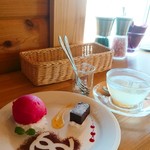 ARTCAFEBAR SEASAW - デザートプレート