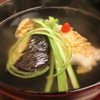 北瑞苑 - （煮物椀）のどぐろ酒焼・賀茂茄子・青アスパラ・青柚子