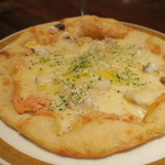 伴ノ字 - 明太バターピザ 2