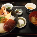 海鮮どんぶり亭 - スペシャル海鮮丼1