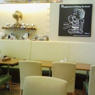 Snoopy cafe_2