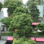 Balcony Restaurant & Bar - 【'11/06/23撮影】大通りからの外観の風景です