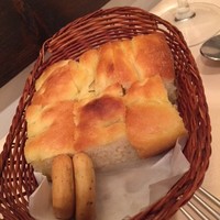 エリオ・ロカンダ・イタリアーナ - ついついつまむフォッカッチャ