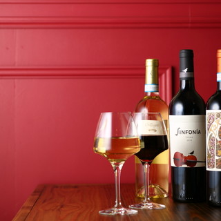 More than 50 types of wine carefully selected by the chef ◆ Craft beer perfect for dishes