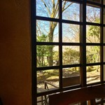 Tan's bar - 窓の外は春一色♬