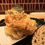 味奈登庵 - #食べログ的に撮るとこうなる。  
      今日も大きいかき揚げ天ぷら