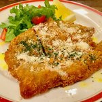 イタリアンバール ミーオ - 「山形豚のミラノ風カツレツ」(時価)。レギュラーサイズは1080円。軽めで、と指定したので、価格は不詳。(計算すれば分かりそうだが、支払い総額を憶えてないのでw)