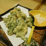 季節料理 風流 - 小柱と春菊の天ぷら750円
