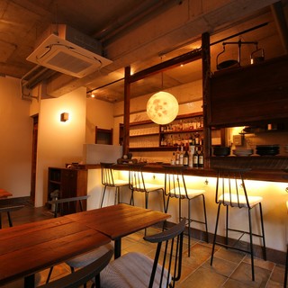 8 minutes walk from Umeda Station. Open until 2am