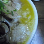 Ramenshokudounandenkanden - 海老油と背油のこってりスープ