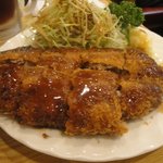 わくい亭 - メンチカツ切り分け後