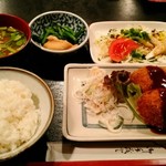 たに飲み処食い処 - 日替り②　牛肉コロッケ　税込800円