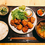[Oita] Chicken Karaage meal (mentai mayonnaise or grated ponzu sauce)