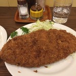 洋食すいす - これでMサイズのメンチカツ！？