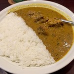 チキンカレー単品８５０円