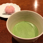 一保堂茶舗 喫茶室 嘉木 - 薄茶 京極の昔 お菓子は二條若狭屋製『御所桜』