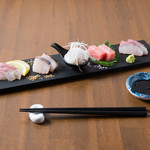 Today's sashimi platter from Hakata's kitchen "Directly delivered from Yanagibashi Rengo Market"