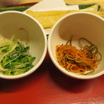 天ぷら やす田 - 途中で味見としてきんぴらとナムル