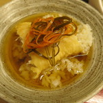 天ぷら やす田 - 天茶にきんぴらを乗せて