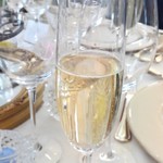 横浜アートグレイス ポートサイドヴィラ - シャンパンでカンパイ・おめでとう！