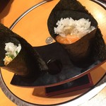 Oyajisushi Ikki - 手巻き寿司：納豆（￥200）・紅トロマヨ（￥300）