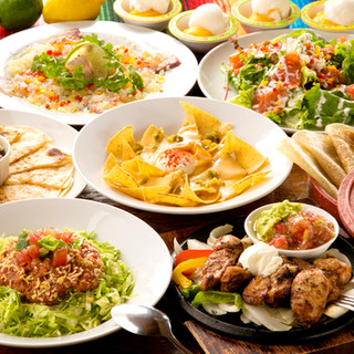 自家製サルサやトルティーヤを使った本格的なメキシコ料理！