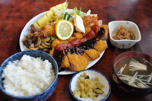 伊賀市のデカ盛店 双璧のひとつ 松の家』by tetumaru : 松の家 - 西 