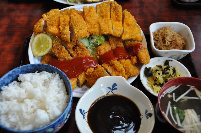 伊賀市のデカ盛店 双璧のひとつ 松の家 By Tetumaru 松の家 西大手 定食 食堂 食べログ