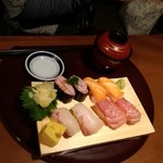 いっちょう - 寿司トロづくし盛り990円外税