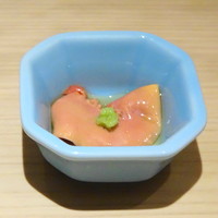 すし岩瀬 - ホタテの卵巣、ごま油と塩でレバ刺し風