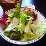 ベーカリー&レストラン 沢村 - 高原野菜のサラダ付き