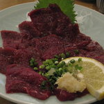 どじょっこ - ミンクの刺身二人前