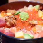目黒魚金 - 海鮮バラちらし御膳@1,580円＋税