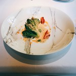 The Ledbury - ★6.5 Steamed Romanesco Lobster Claw, Citrus and Seaweed